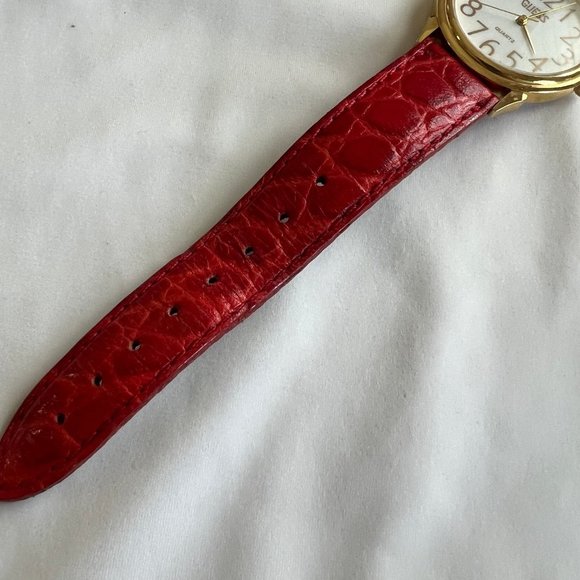 Vintage GUESS Red Leather Band Gold Tone Womens Fashion Watch main image 9